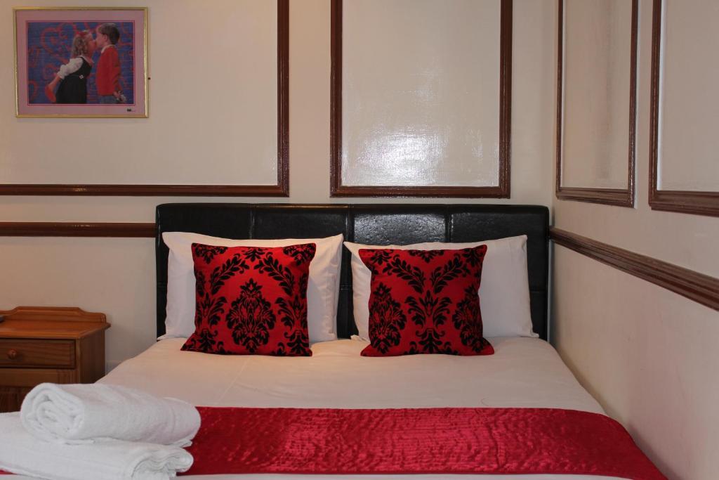 Stansted Skyline Hotel Great Dunmow Room photo